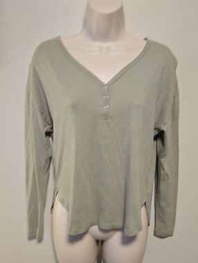 Lou & Grey Sage V-Neck Henley Long Sleeve Top